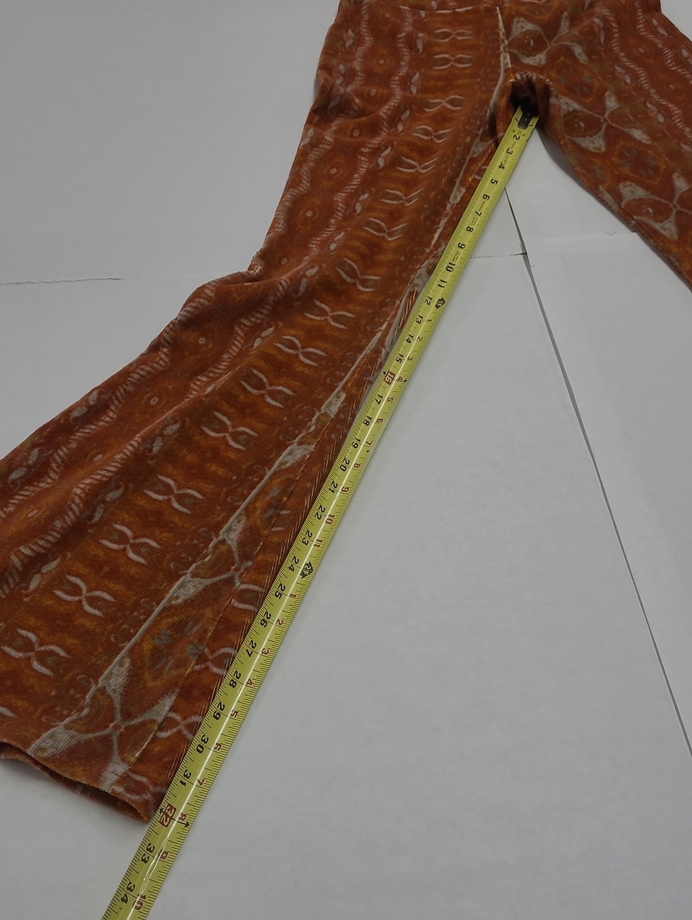 Shyanne Rust AbstractPatterned Flared Pants Size M - Picture 3 of 7